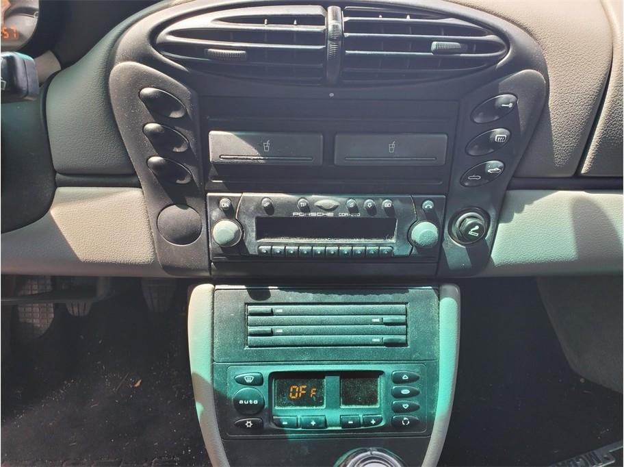 Porsche Boxster  2002