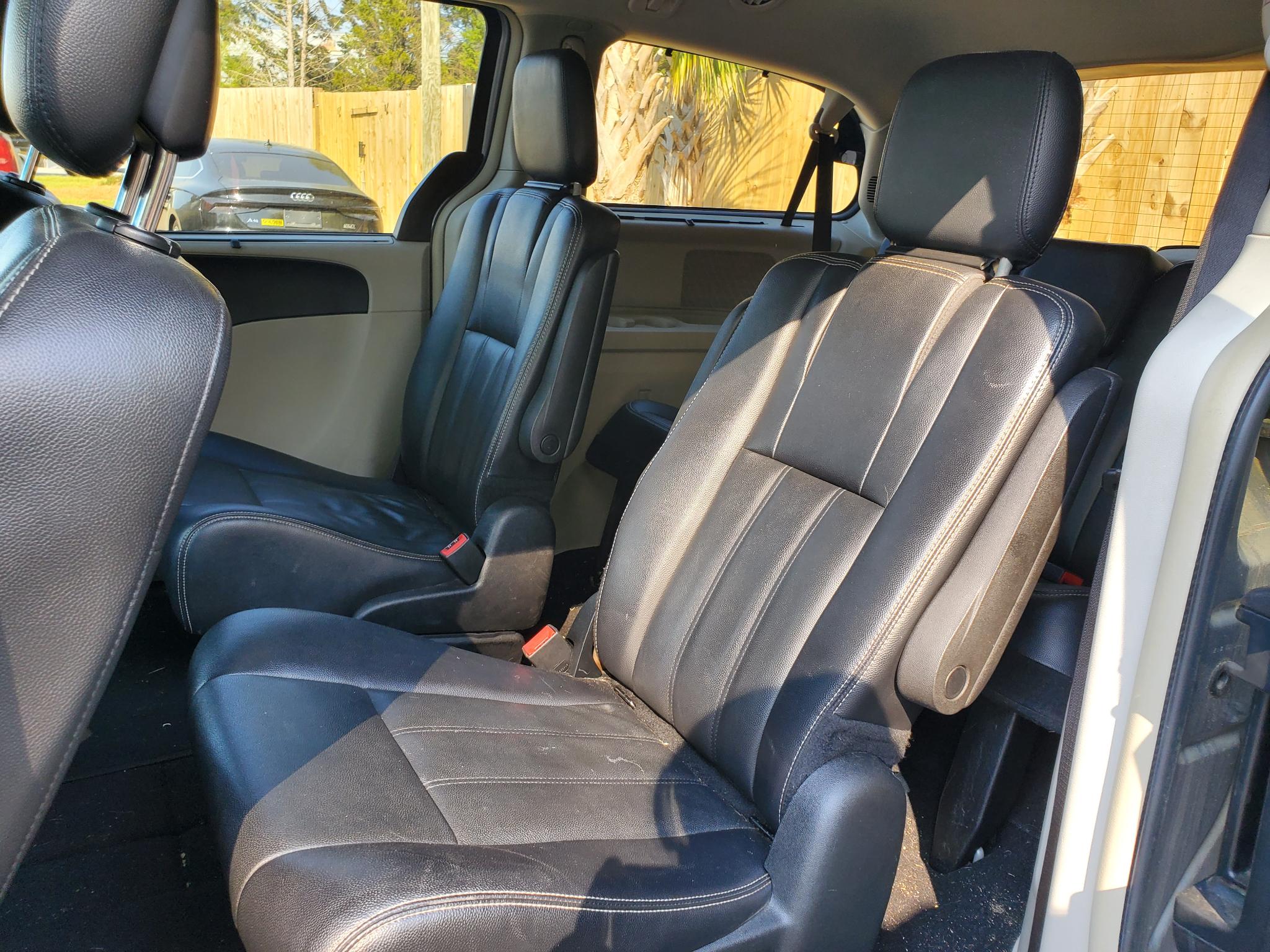 Chrysler Town & Country 4dr Wgn Touring 2015