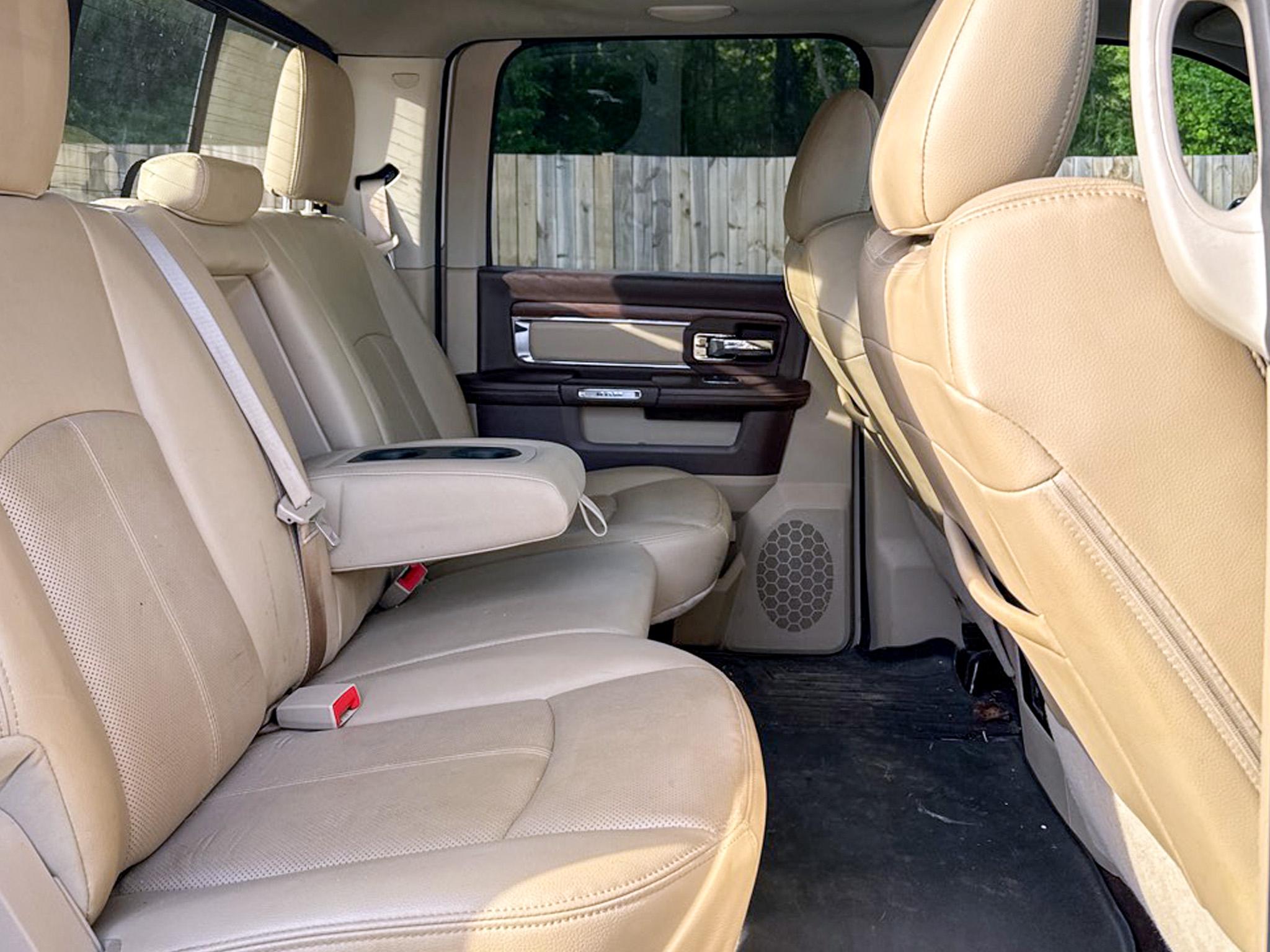 RAM 2500 Laramie 4x4 Crew Cab 6'4" Box 2018