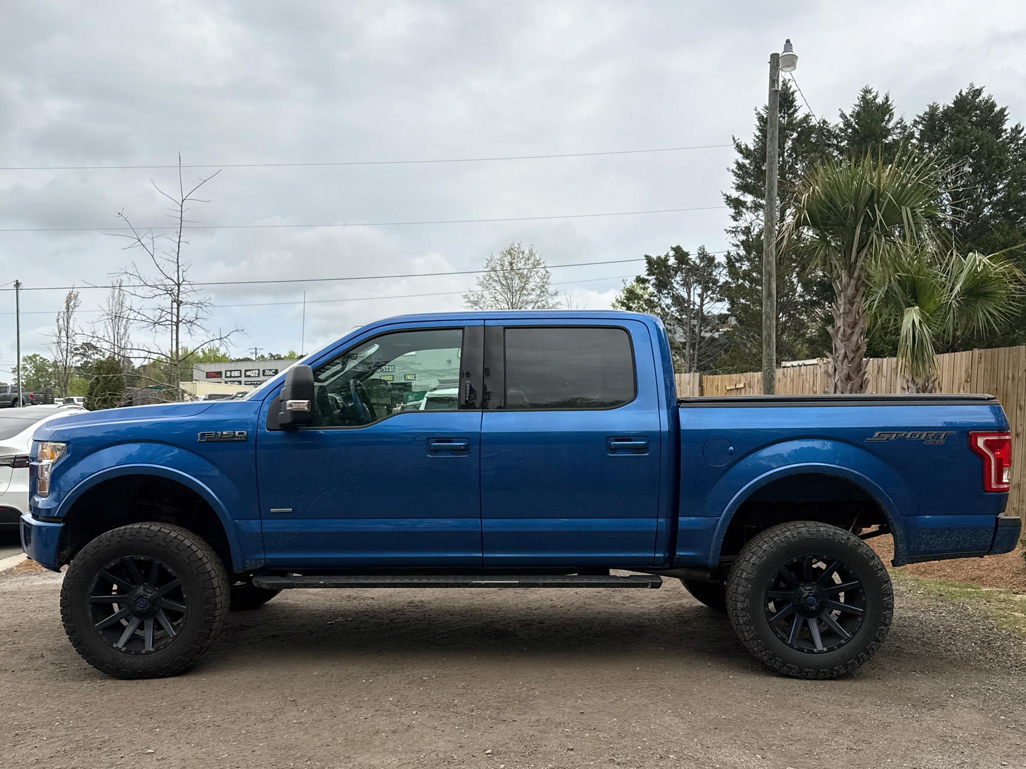 Ford F-150 4WD SuperCrew 145" XLT 2016