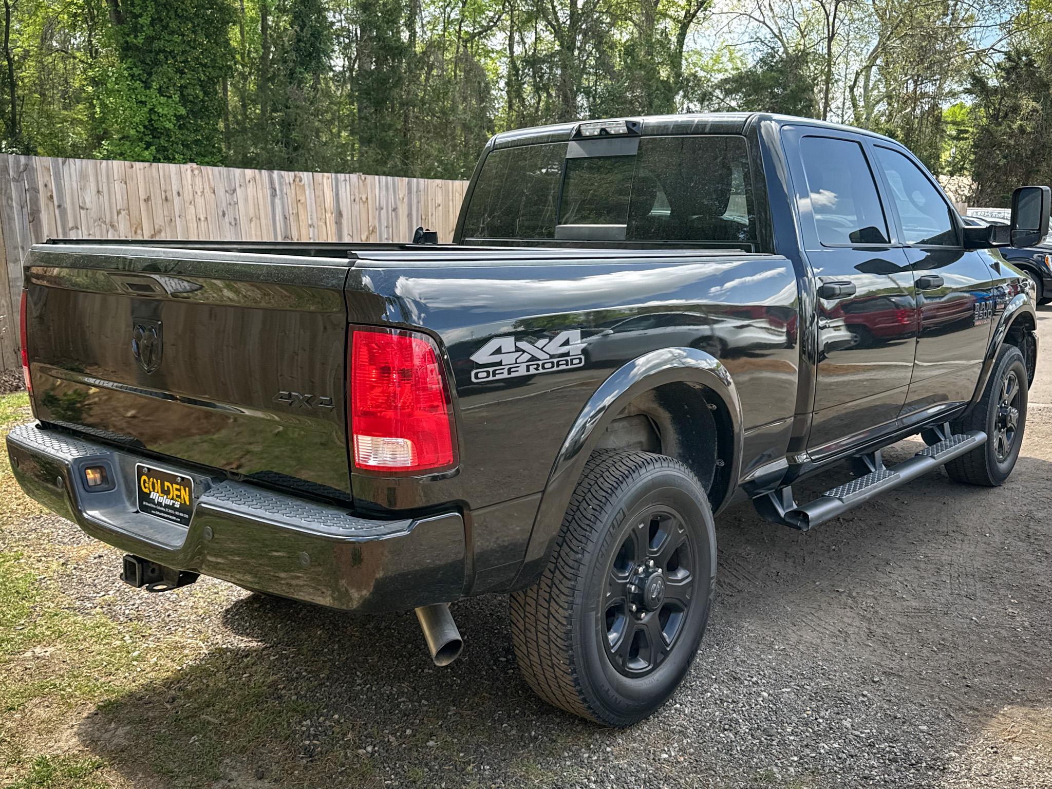 RAM 2500 Lone Star 4x4 Crew Cab 6'4" Box 2017