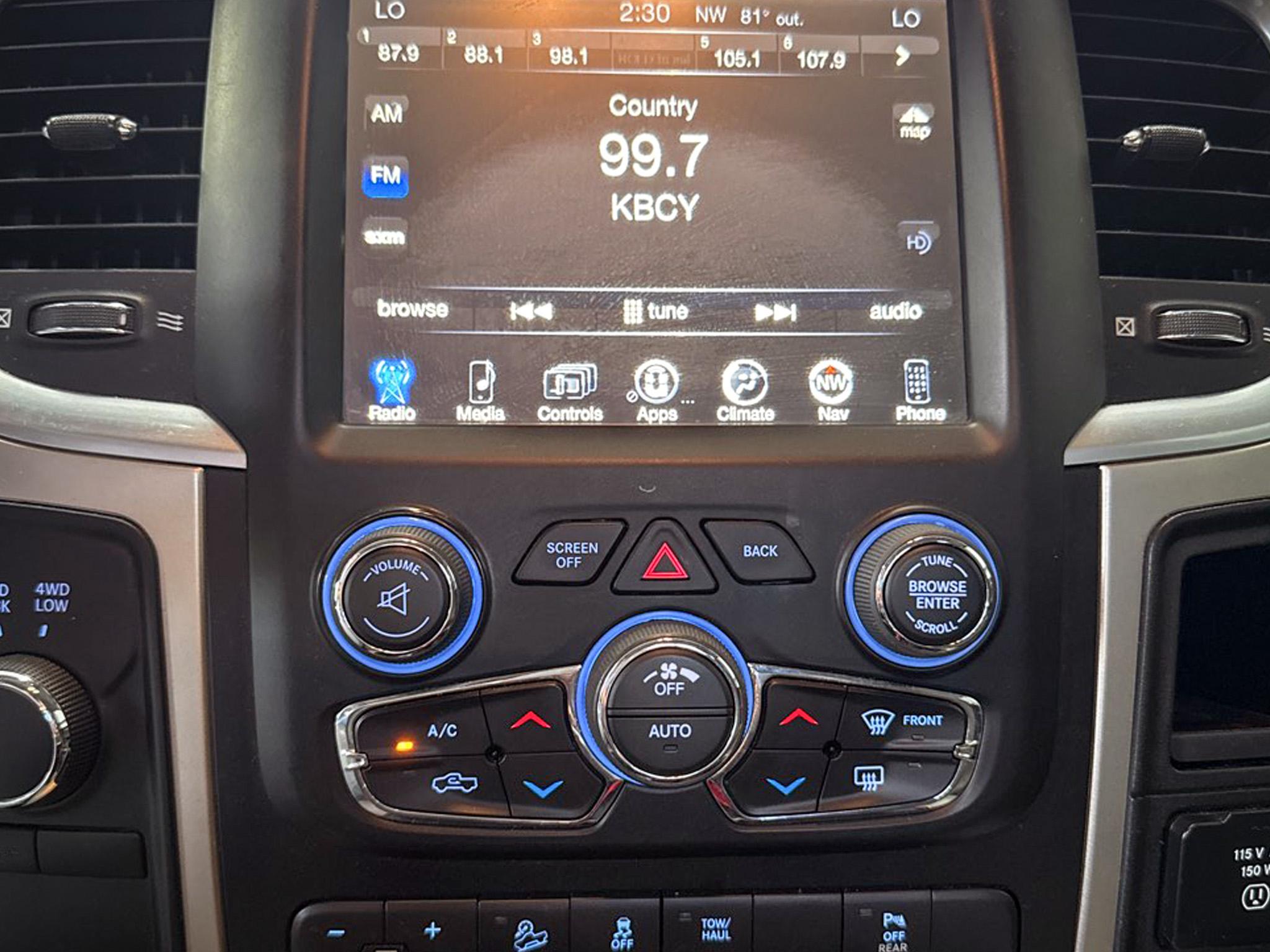 RAM 2500 Lone Star 4x4 Crew Cab 6'4" Box 2017