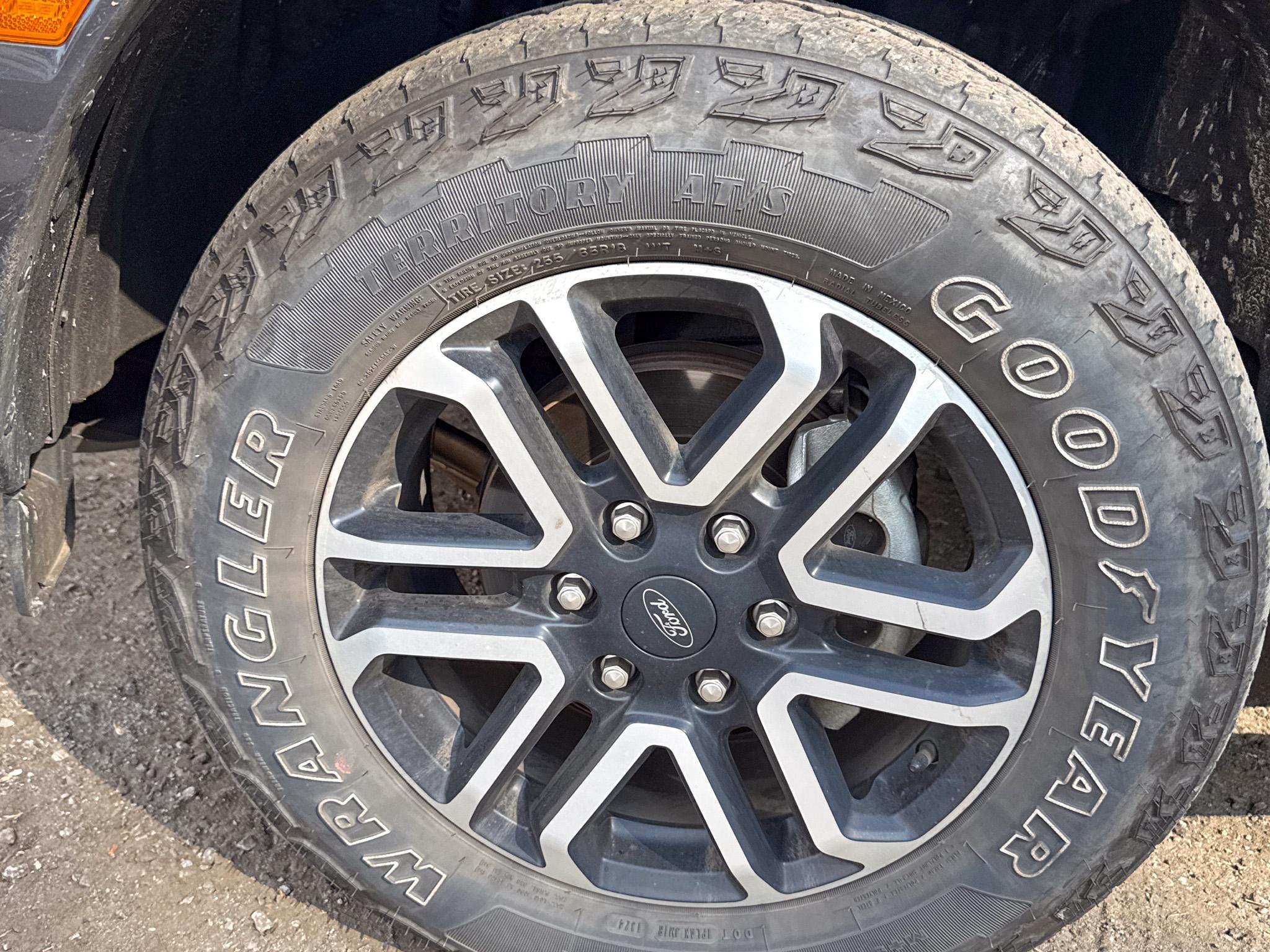 Ford Ranger LARIAT 4WD SuperCrew 5' Box 2024