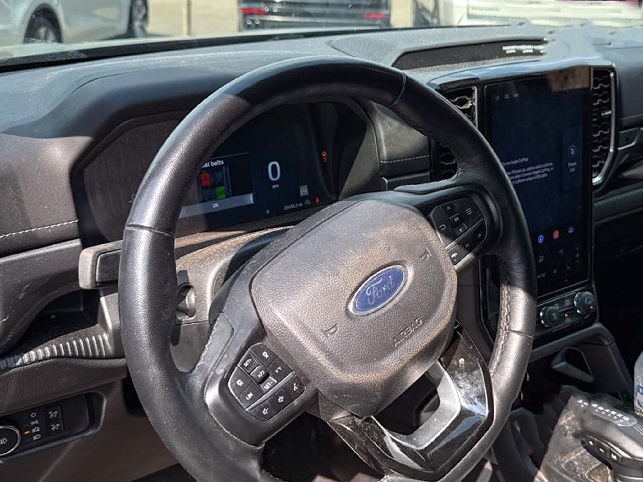 Ford Ranger LARIAT 4WD SuperCrew 5' Box 2024