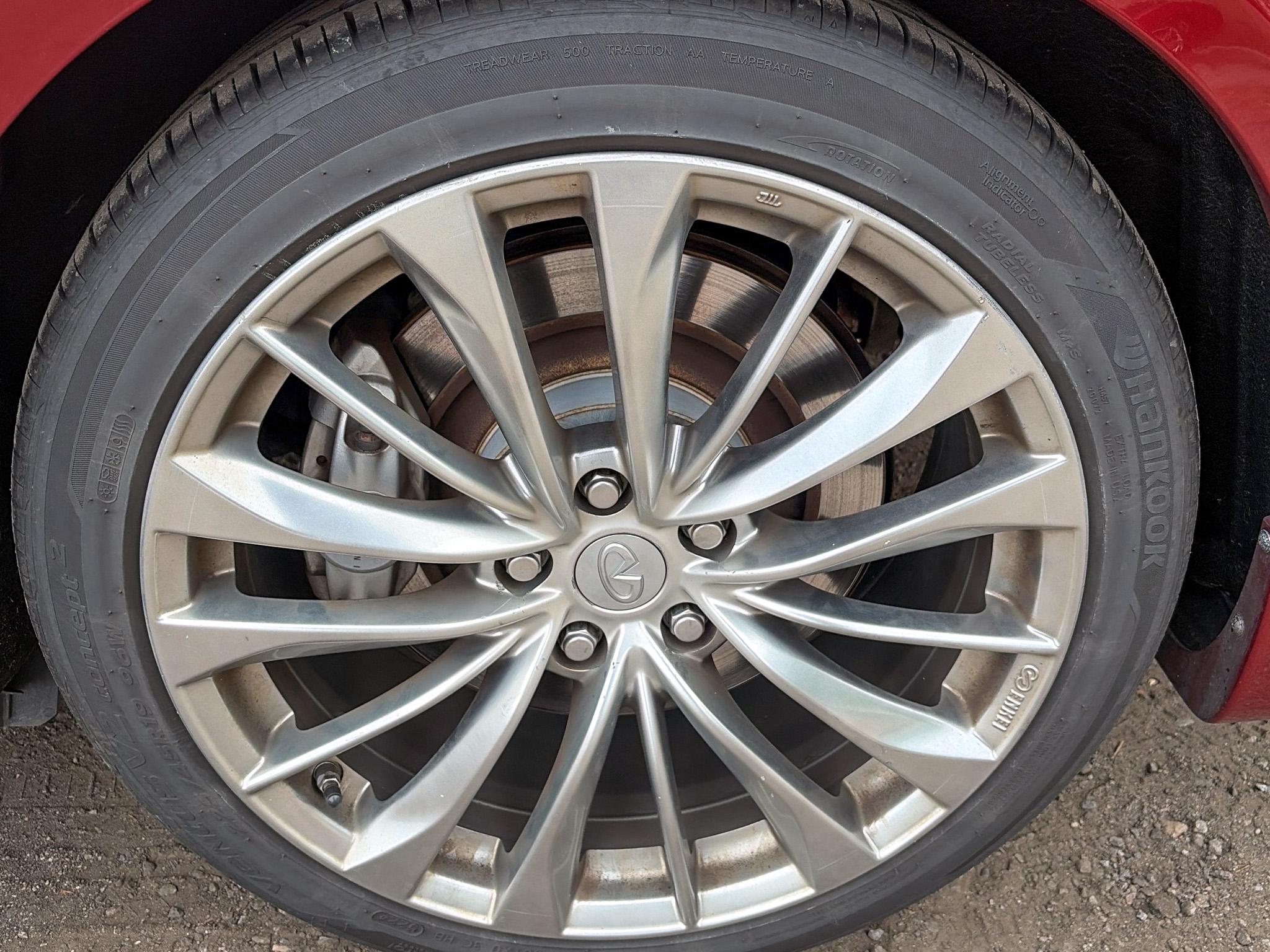 Infiniti Q60 Coupe  2014