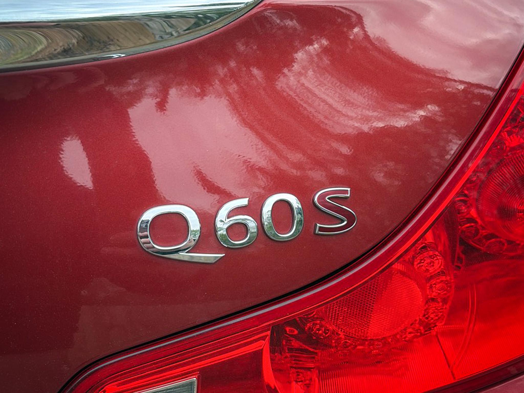 Infiniti Q60 Coupe  2014
