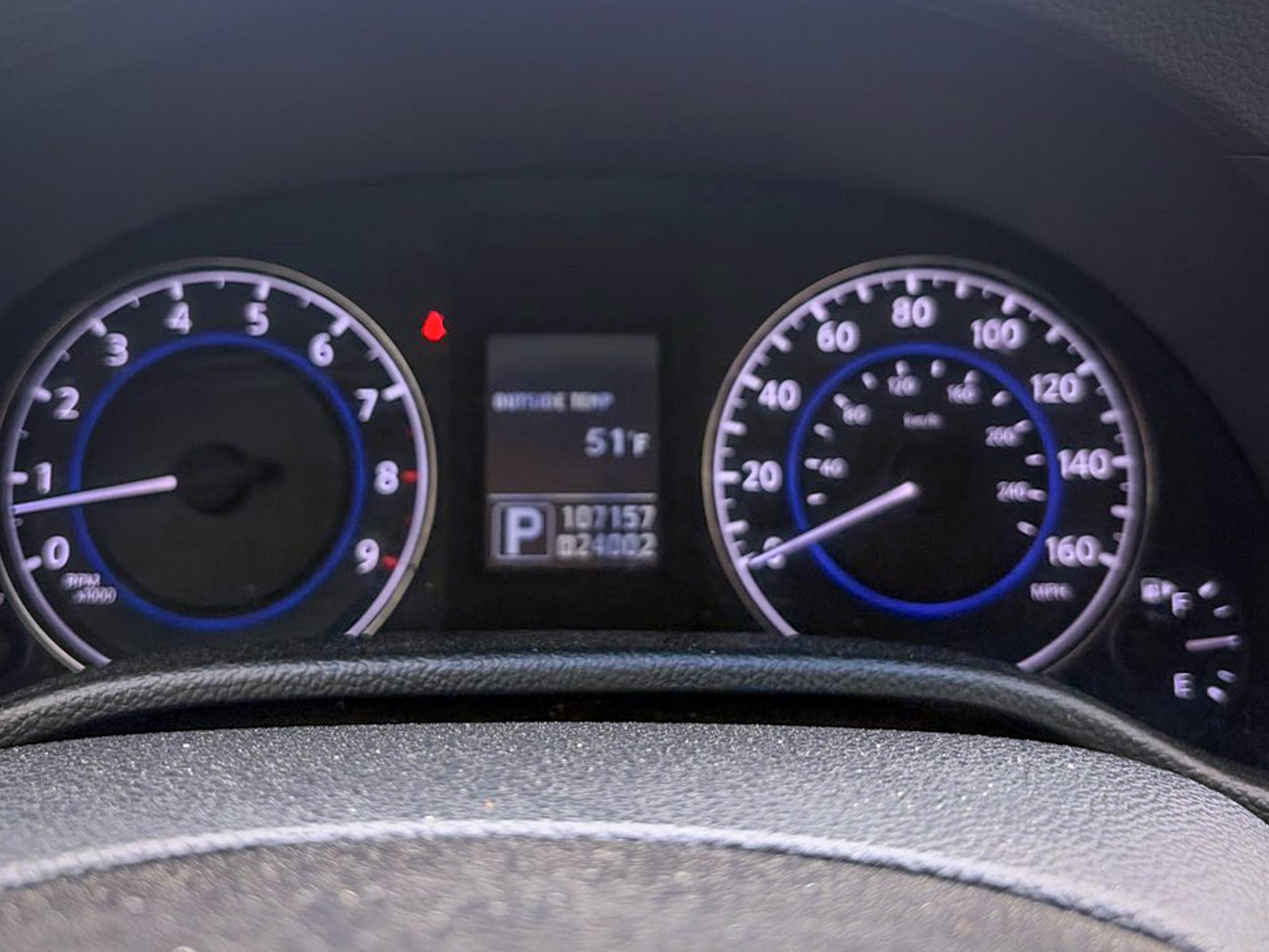 Infiniti Q60 Coupe  2014