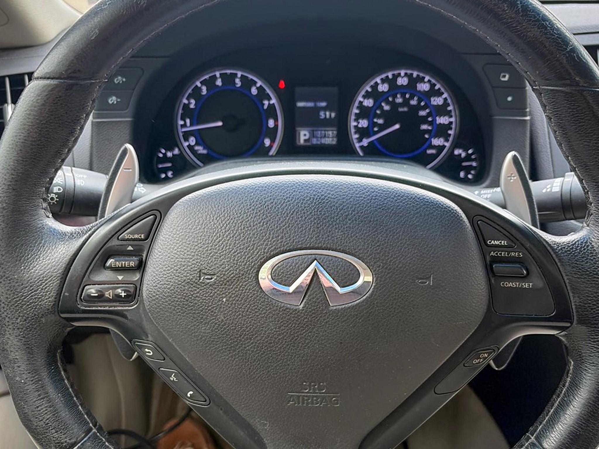 Infiniti Q60 Coupe  2014