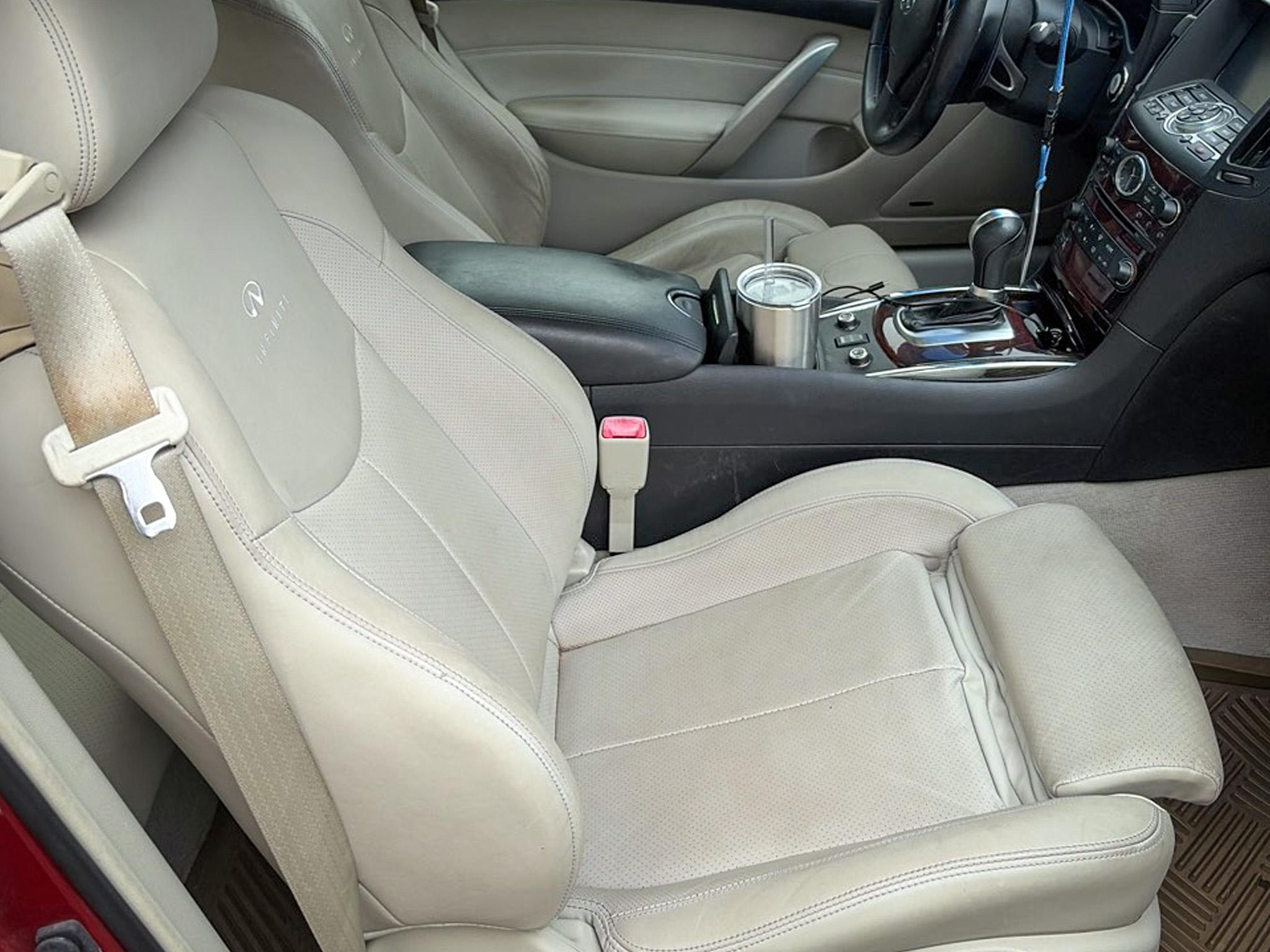 Infiniti Q60 Coupe  2014