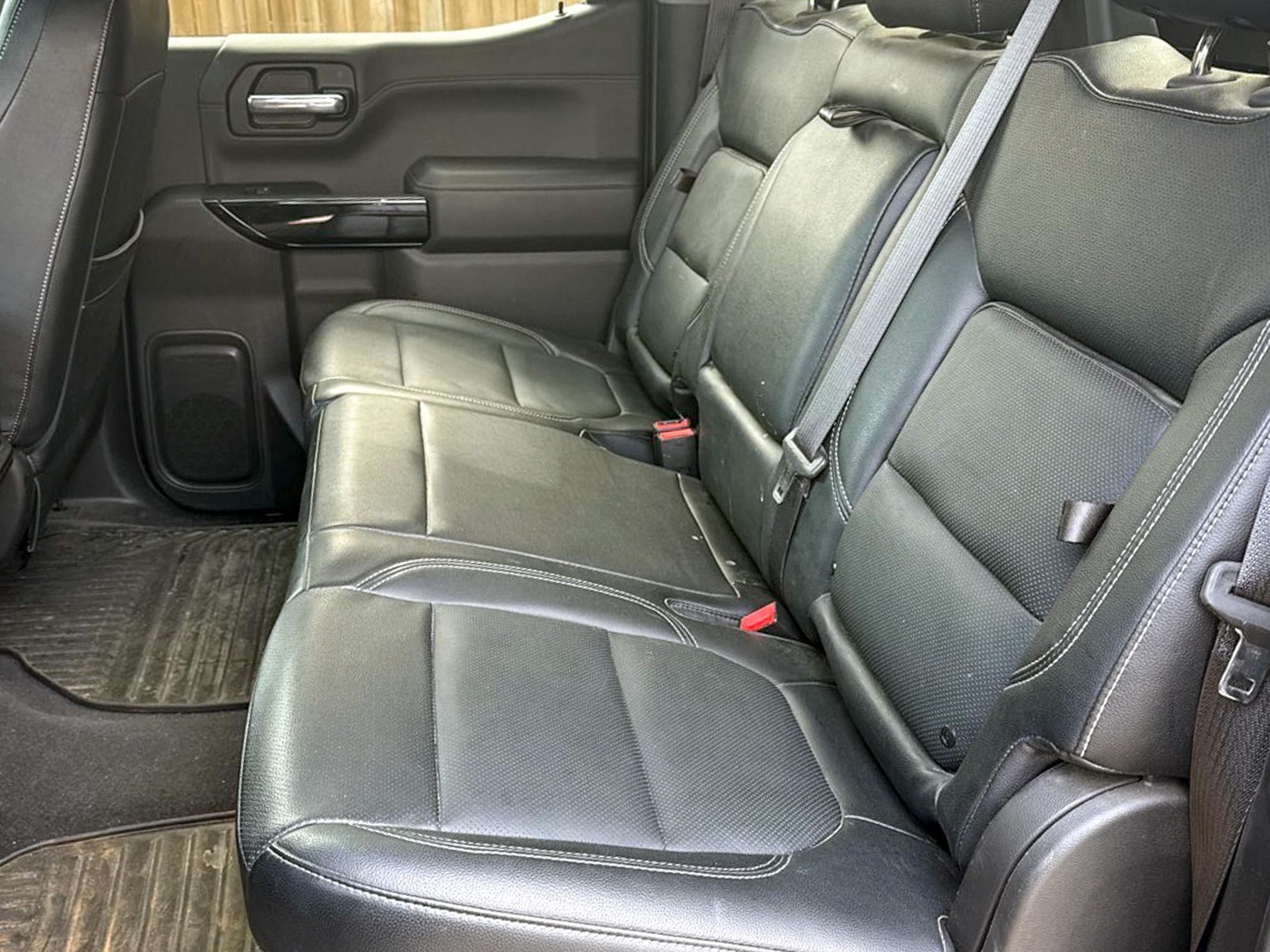 Chevrolet Silverado 1500 4WD Crew Cab 147" RST 2019