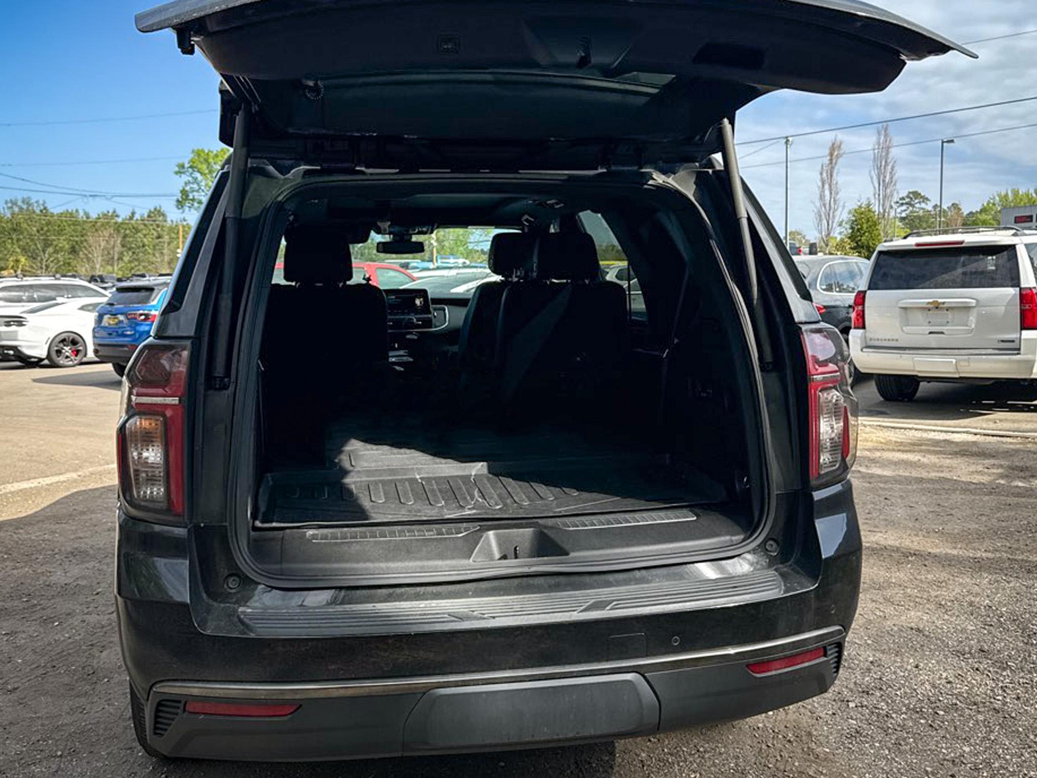 Chevrolet Tahoe 4WD 4dr Z71 2022