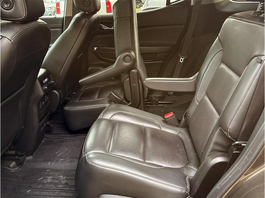 GMC Acadia AWD 4dr SLT 2019