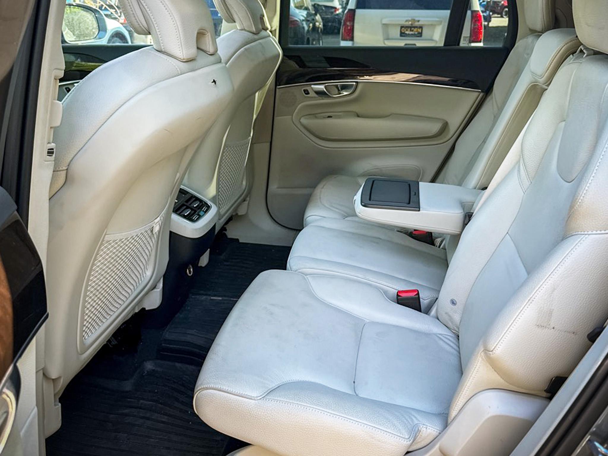 Volvo XC90 T6 AWD Momentum 2019