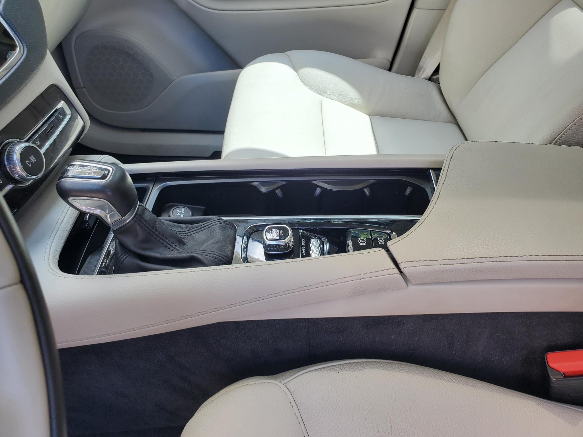 Volvo XC90 T6 AWD 2019