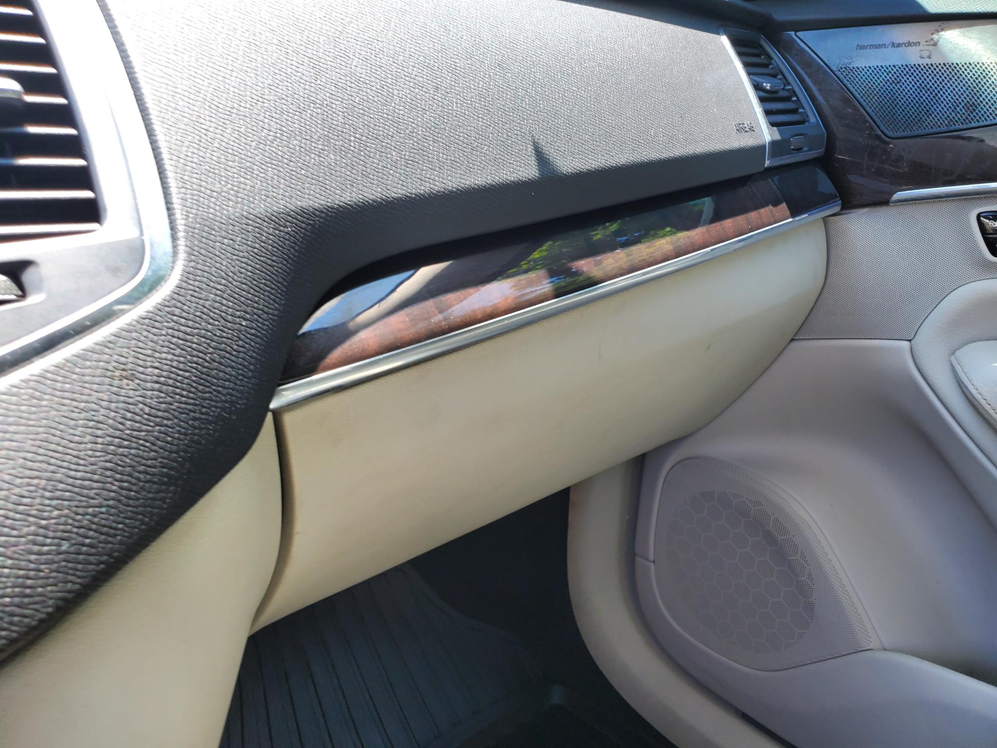 Volvo XC90  2019