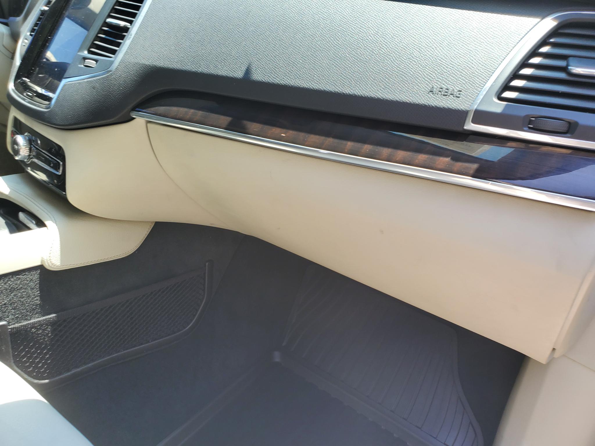 Volvo XC90  2019