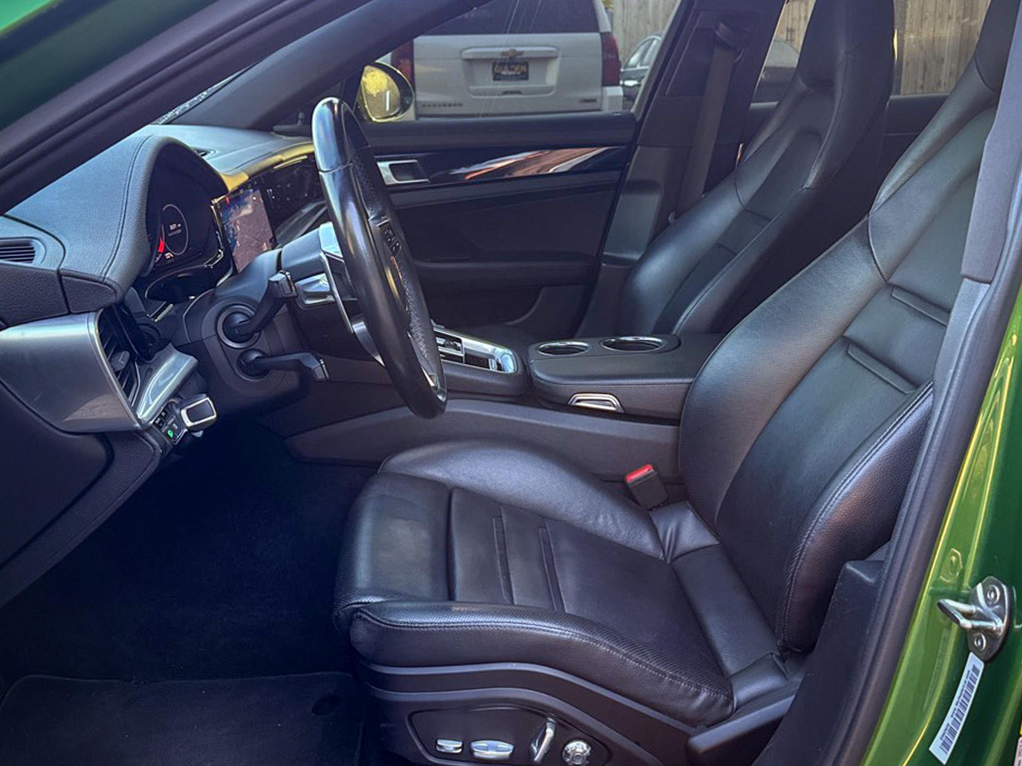 Porsche Panamera  2018