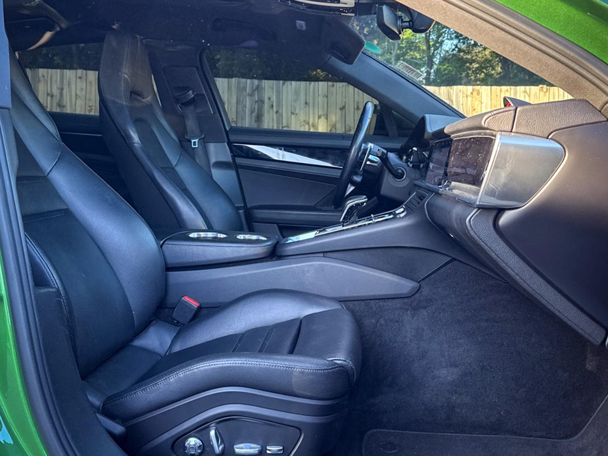 Porsche Panamera  2018