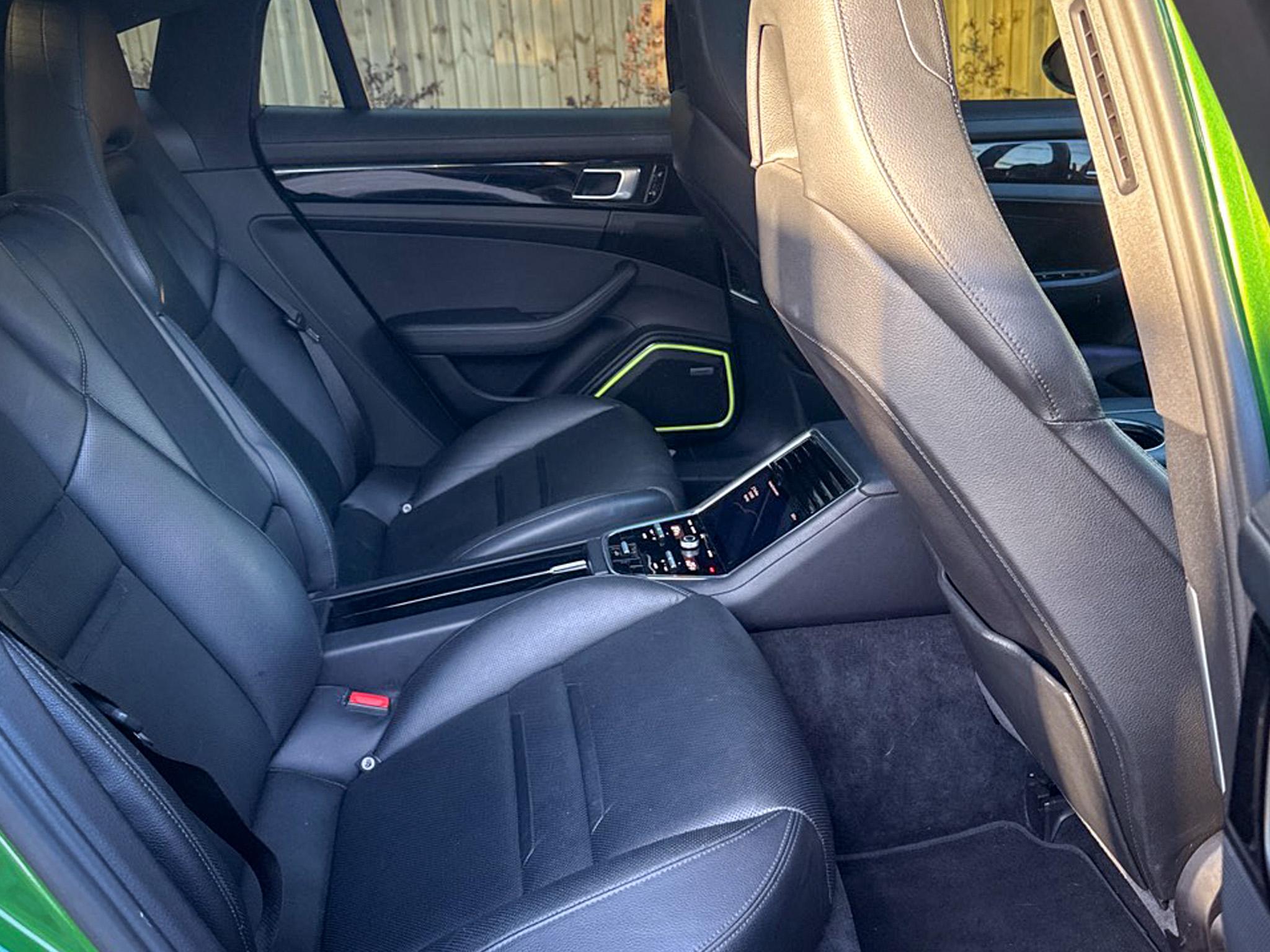 Porsche Panamera  2018