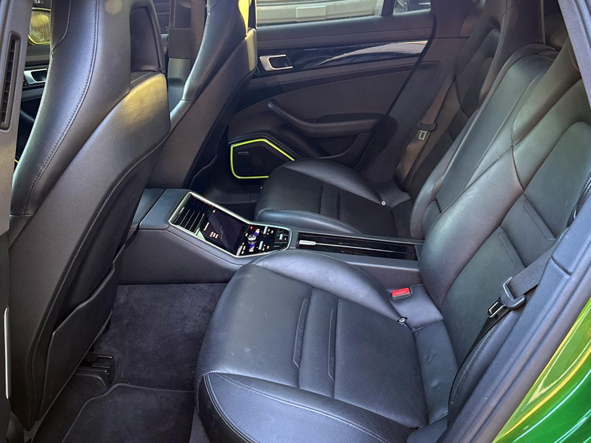 Porsche Panamera  2018