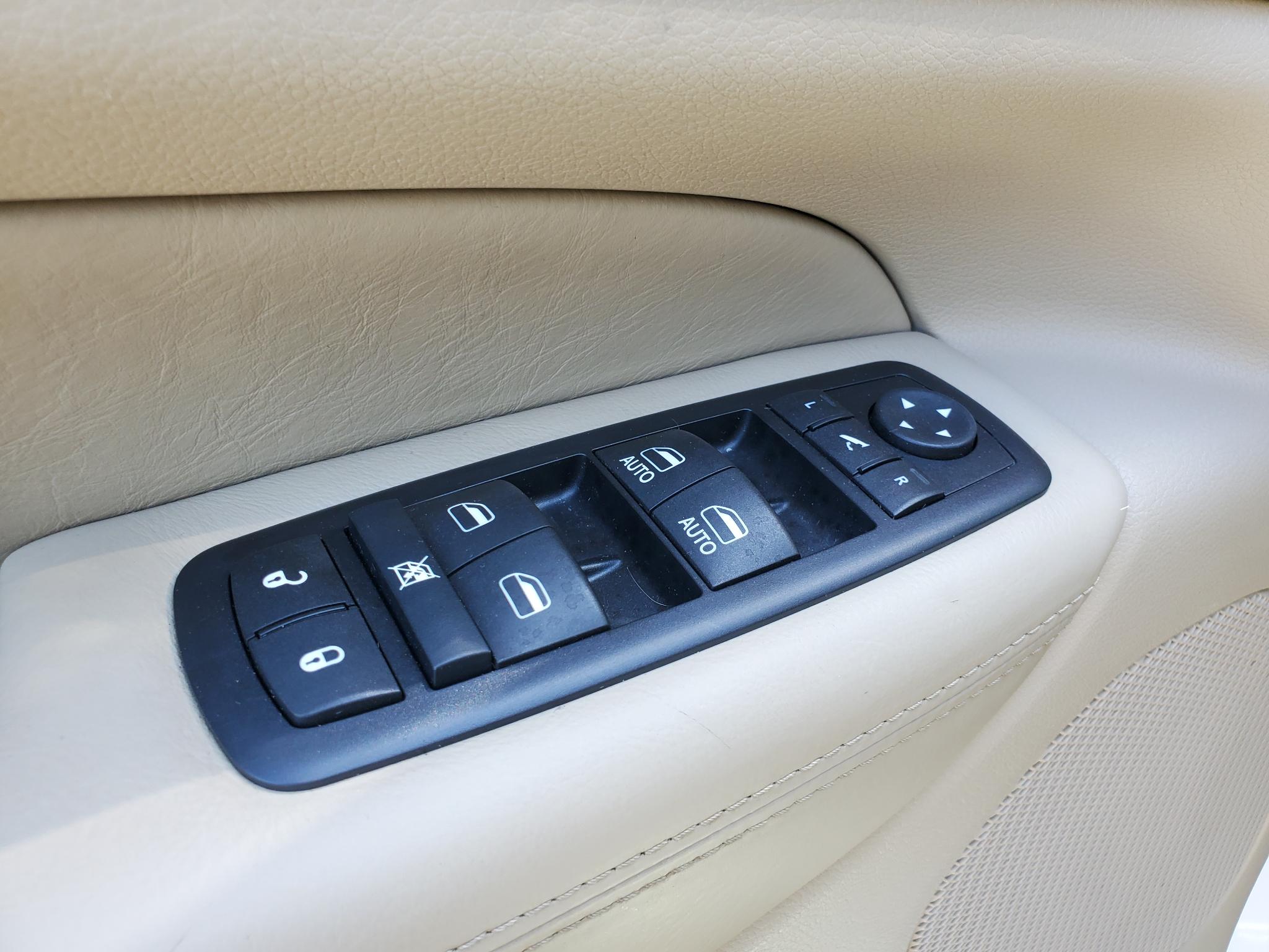 Jeep Grand Cherokee RWD 4dr Overland 2016