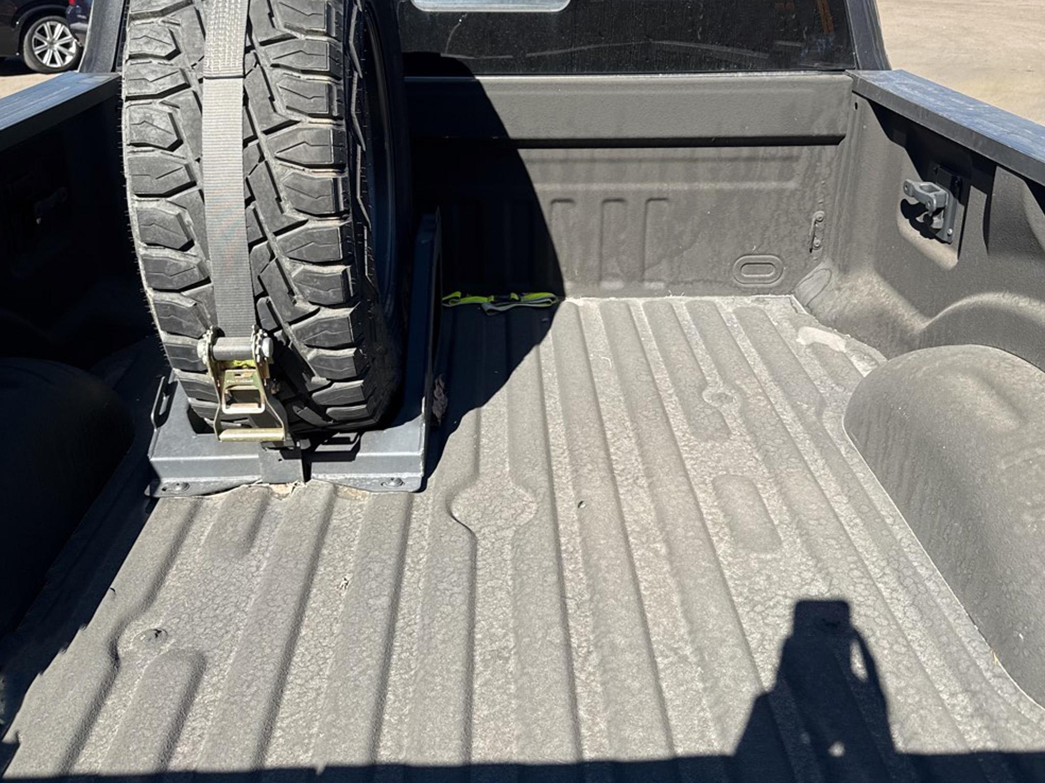 Ford Super Duty F-250 SRW Lariat 4WD Crew Cab 8' Box 2017