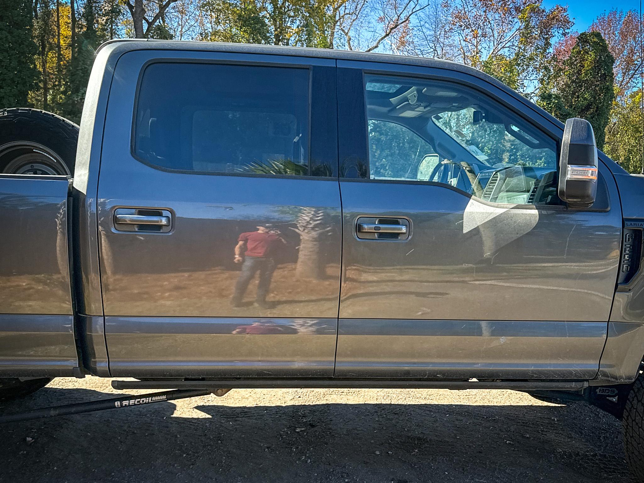 Ford Super Duty F-250 SRW Lariat 4WD Crew Cab 8' Box 2017