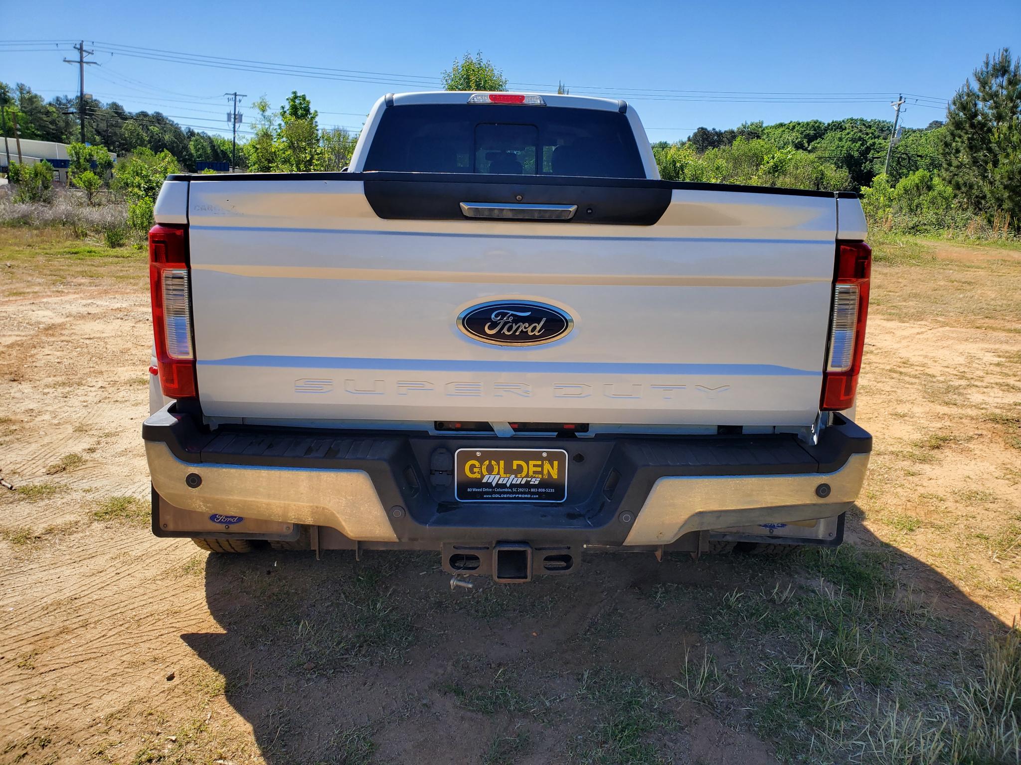 Ford Super Duty F-350 DRW King Ranch 4WD Crew Cab 8' Box 2017