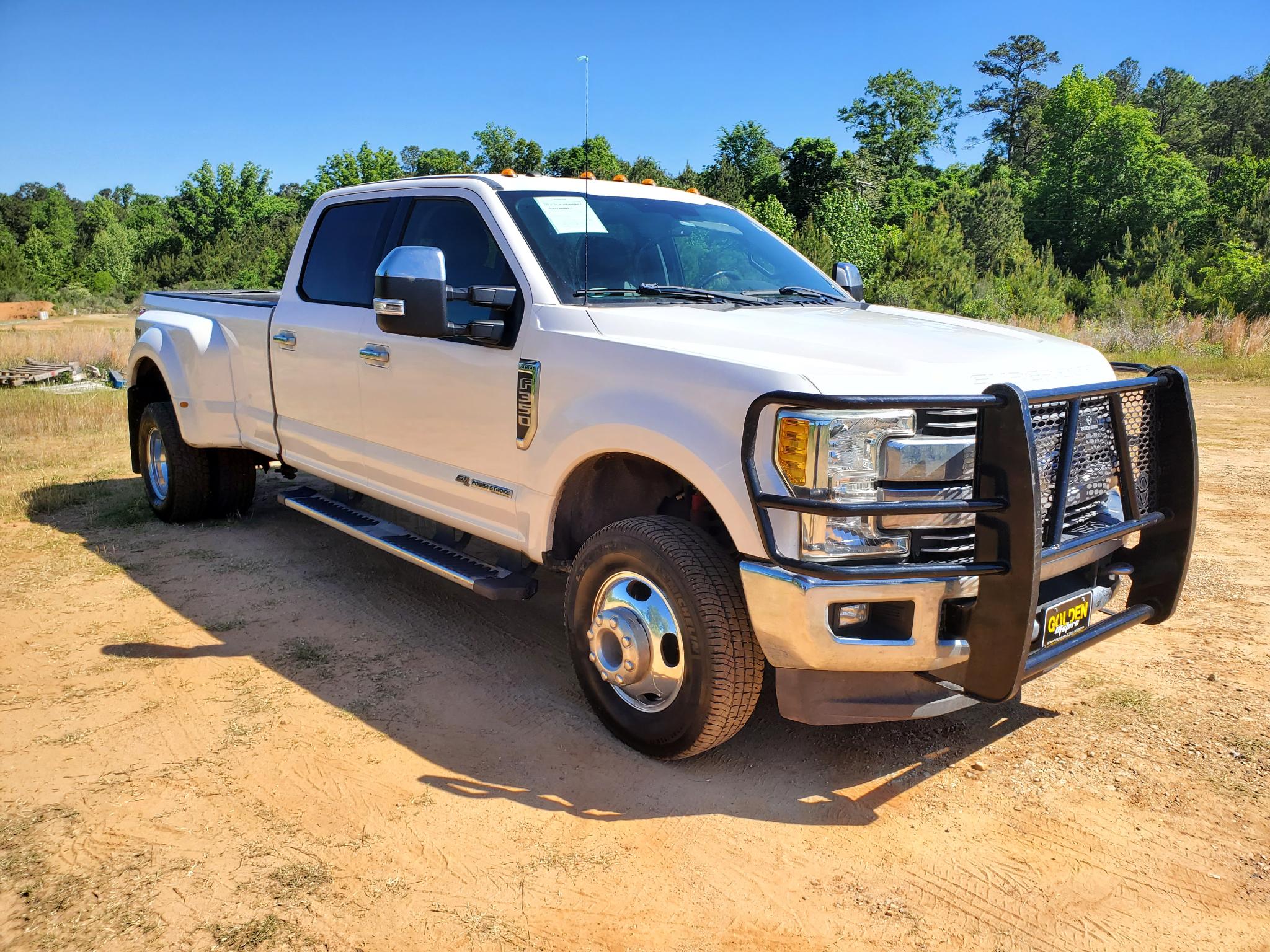 Ford Super Duty F-350 DRW King Ranch 4WD Crew Cab 8' Box 2017