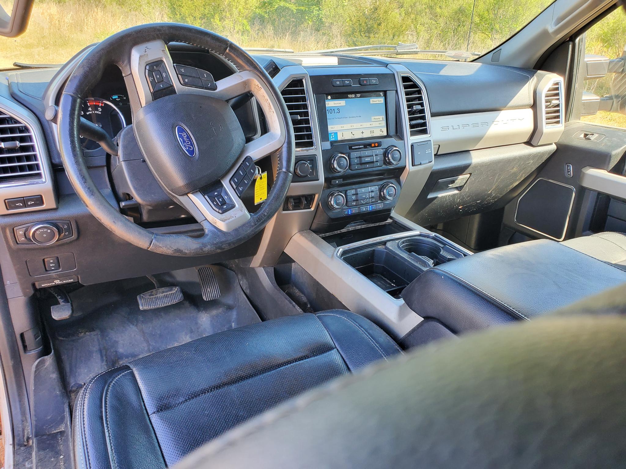 Ford Super Duty F-350 DRW King Ranch 4WD Crew Cab 8' Box 2017