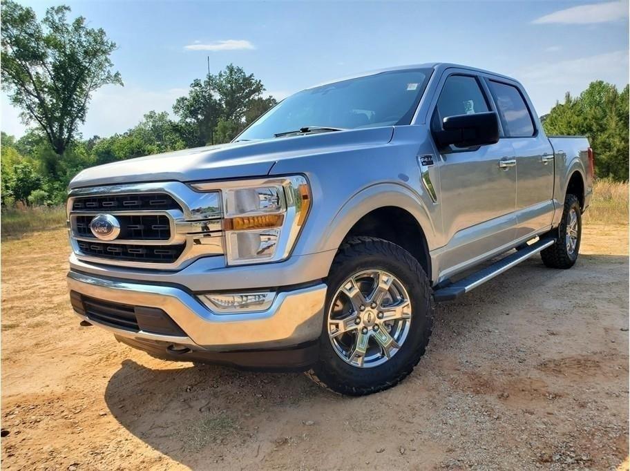 Ford F-150 XLT 4WD SuperCrew 5.5' Box 2023