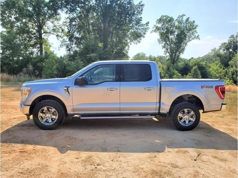 Ford F-150 XLT 4WD SuperCrew 5.5' Box 2023