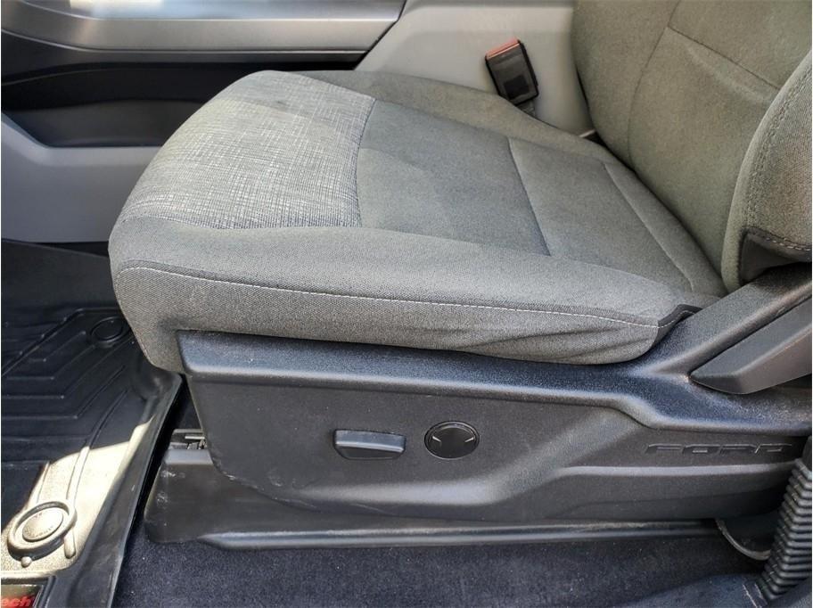 Ford F-150 XLT 4WD SuperCrew 5.5' Box 2023