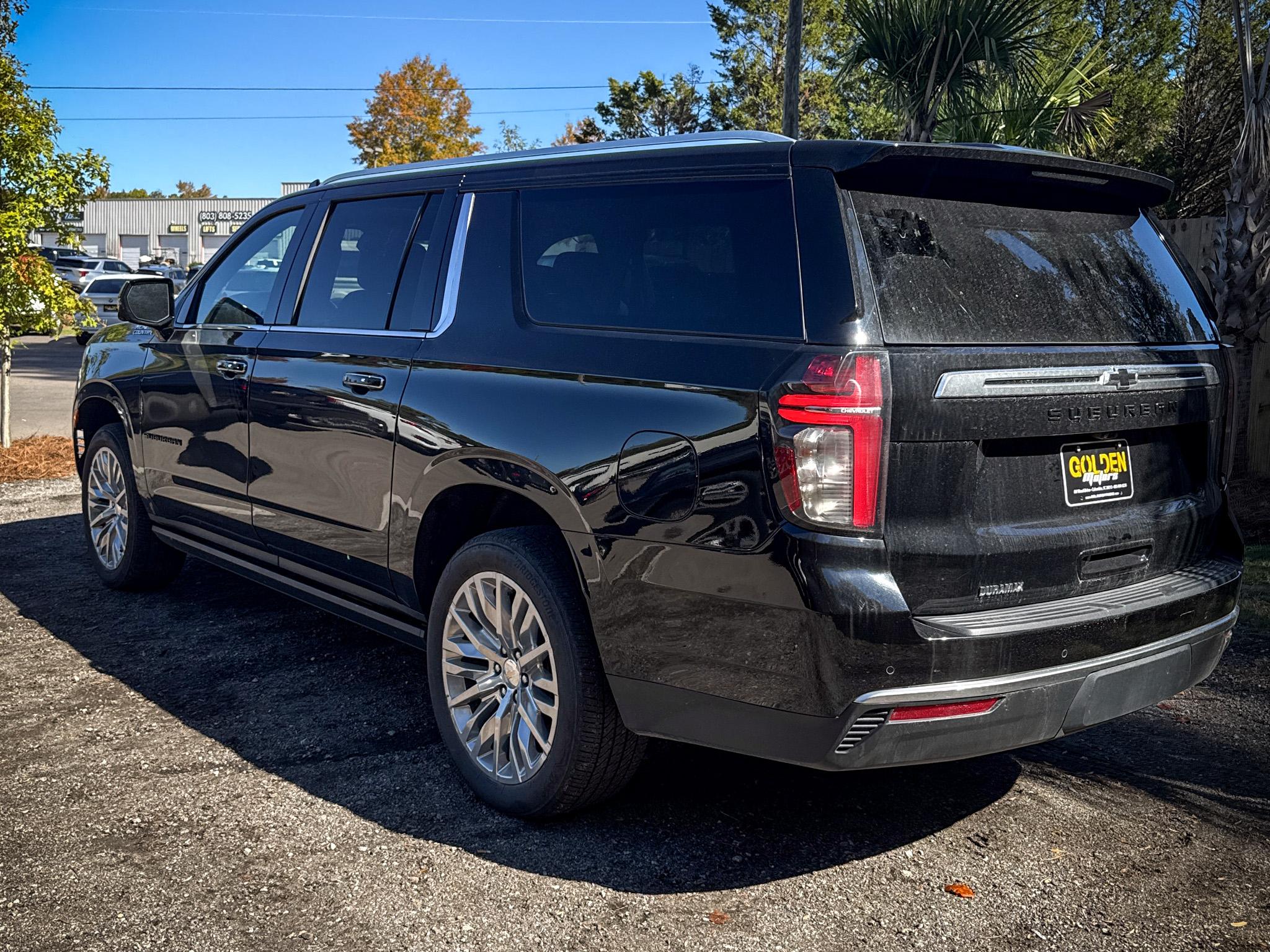 Chevrolet Suburban 4WD 4dr High Country 2023