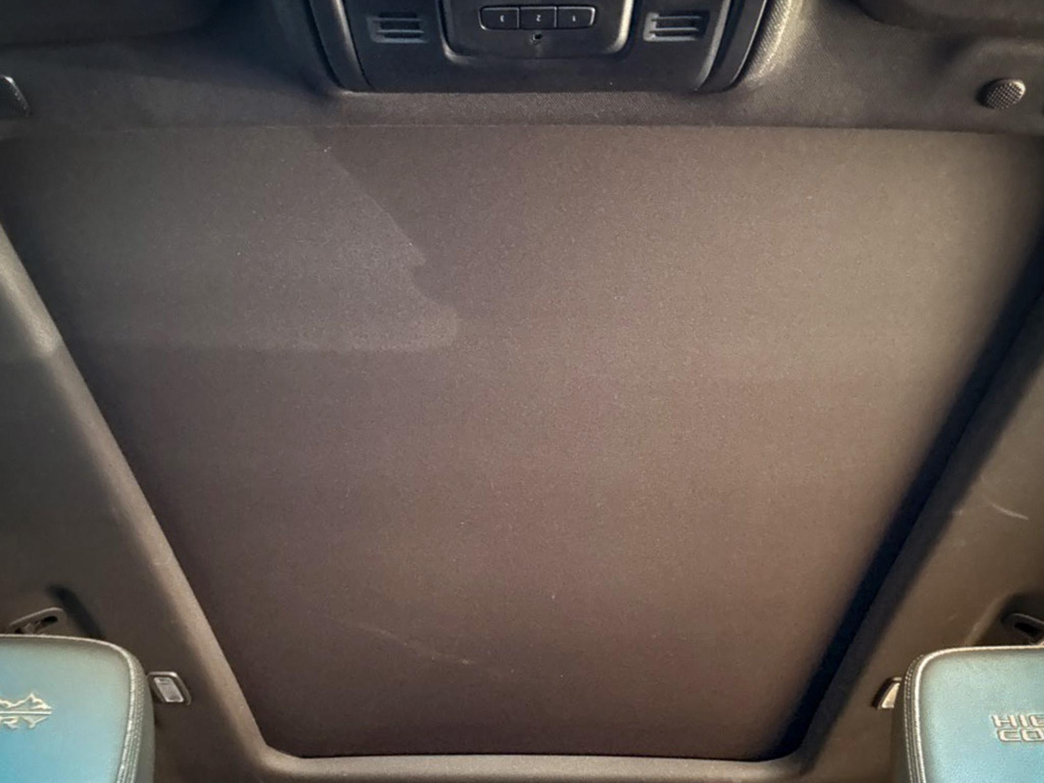 Chevrolet Suburban 4WD 4dr High Country 2023