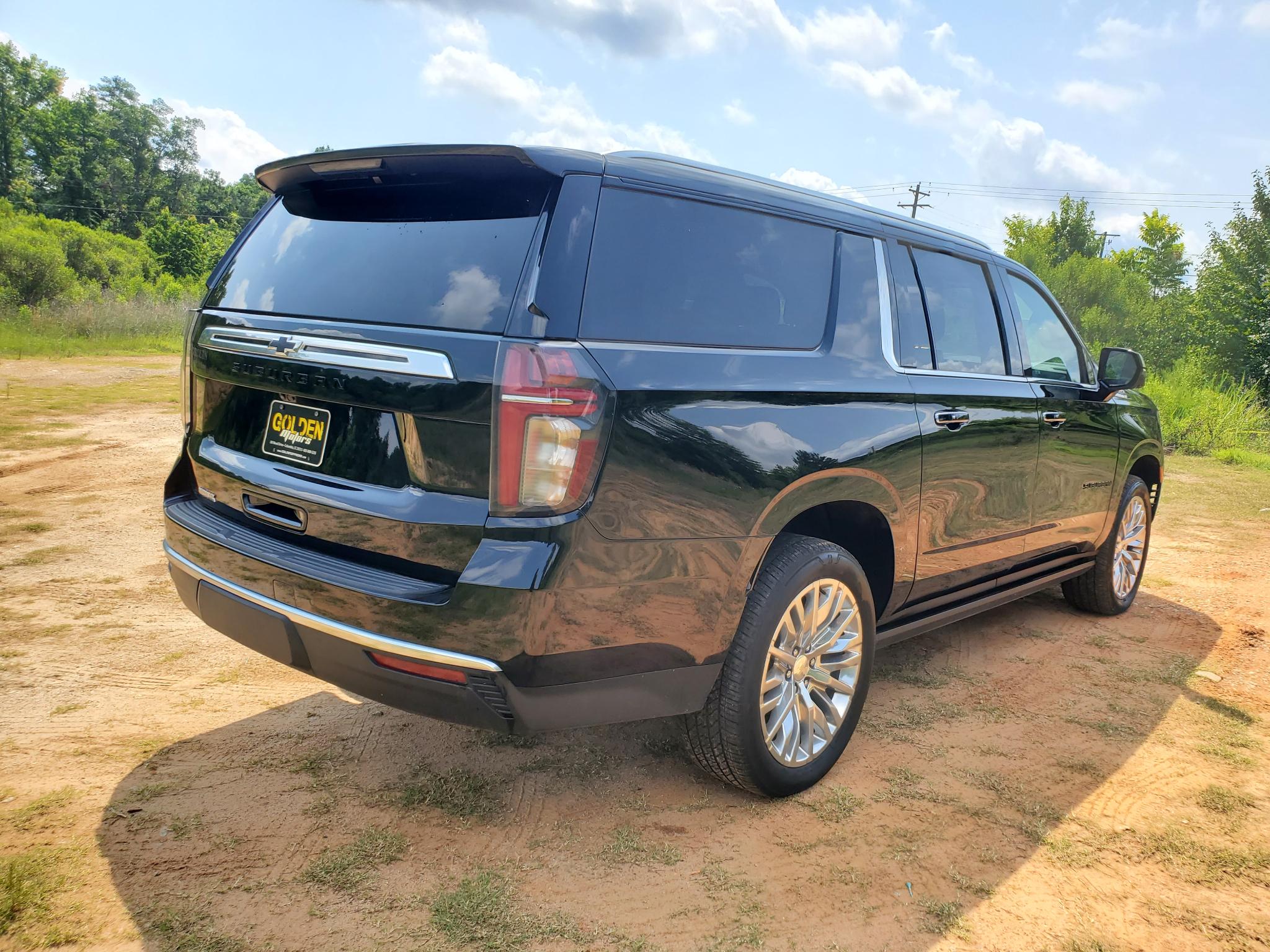Chevrolet Suburban 4WD 4dr High Country 2023