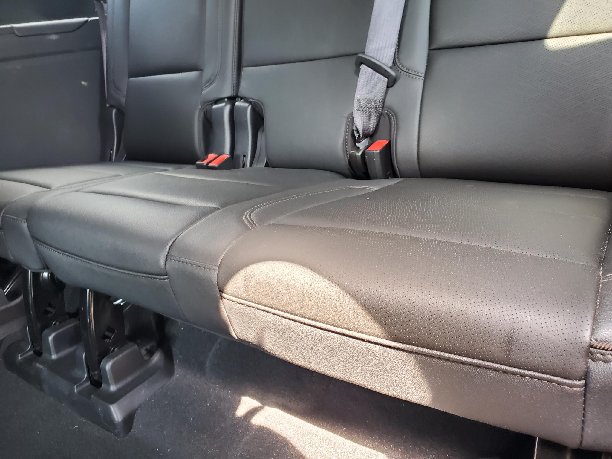 Chevrolet Suburban 4WD 4dr High Country 2023