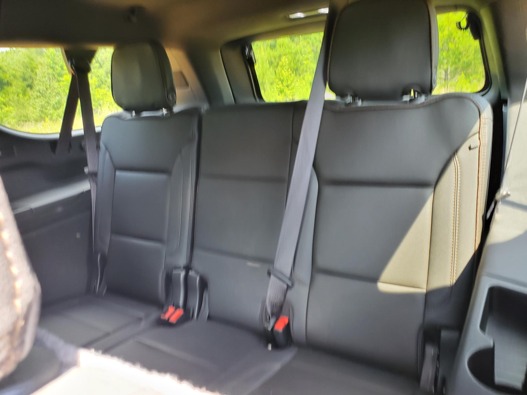 Chevrolet Suburban 4WD 4dr High Country 2023