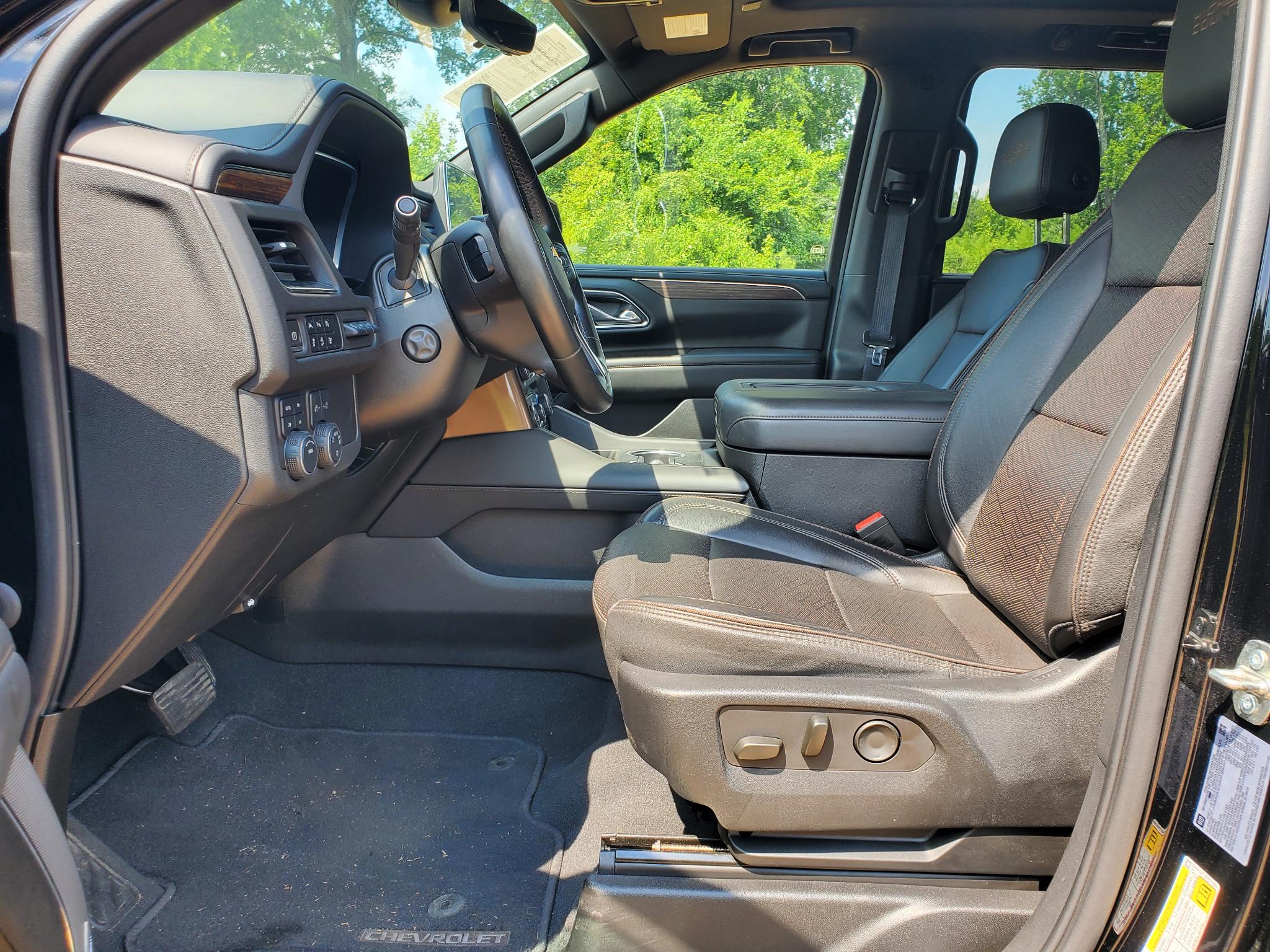 Chevrolet Suburban 4WD 4dr High Country 2023