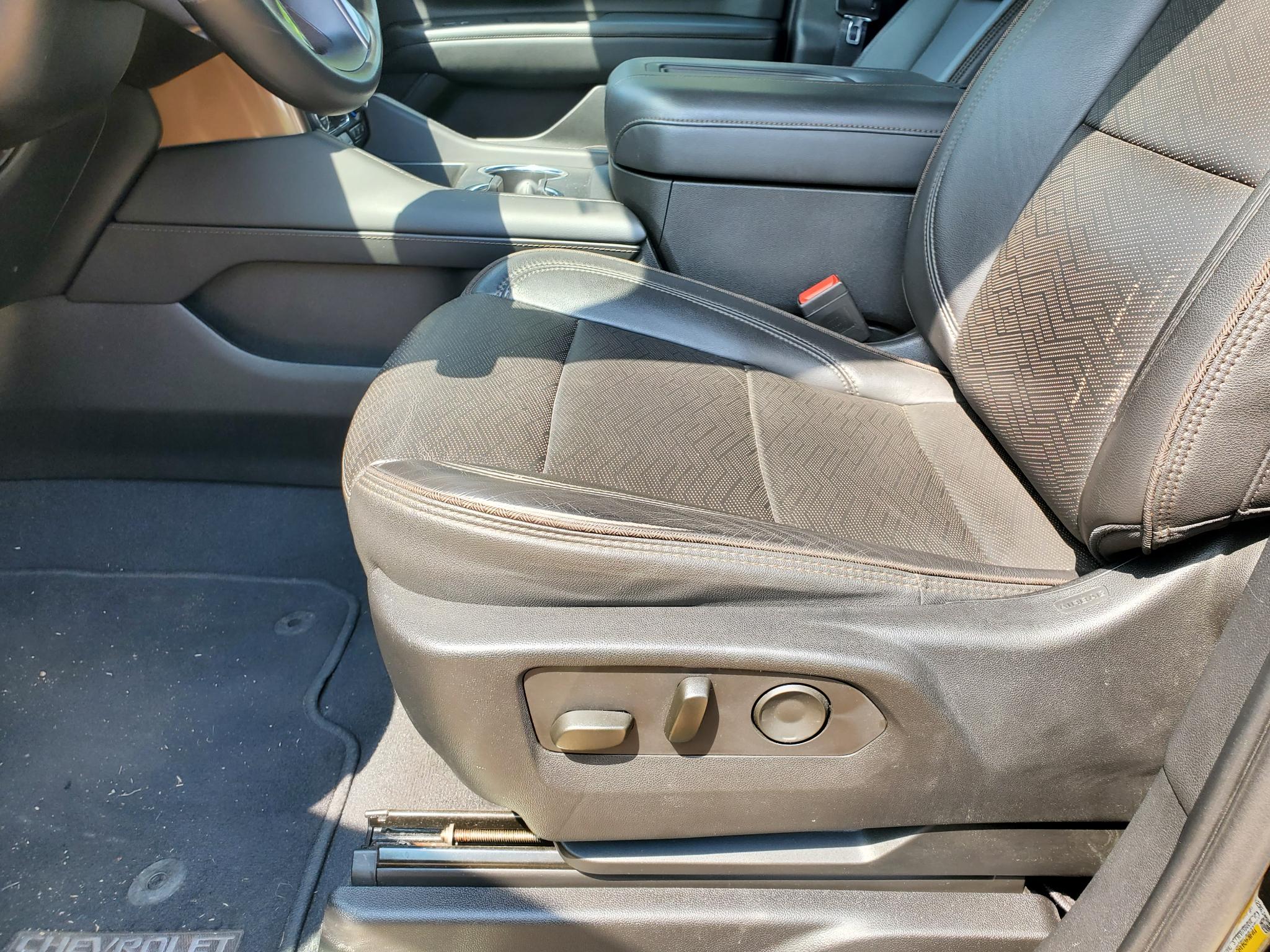 Chevrolet Suburban 4WD 4dr High Country 2023