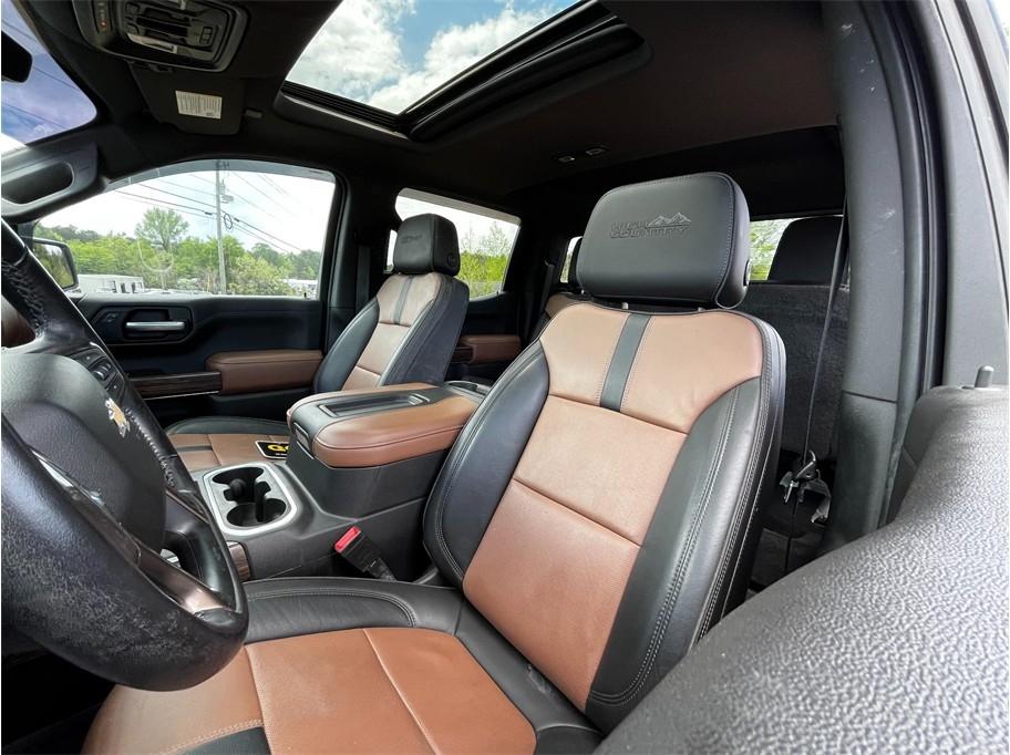 Chevrolet Silverado 1500 4WD Crew Cab 147" High Country 2019