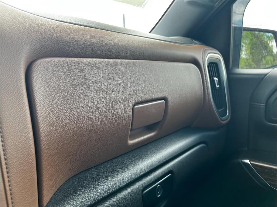 Chevrolet Silverado 1500 4WD Crew Cab 147" High Country 2019