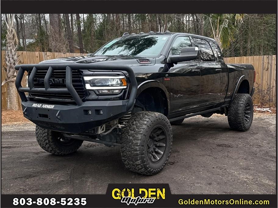RAM 2500 Laramie 4x4 Mega Cab 6'4" Box 2020