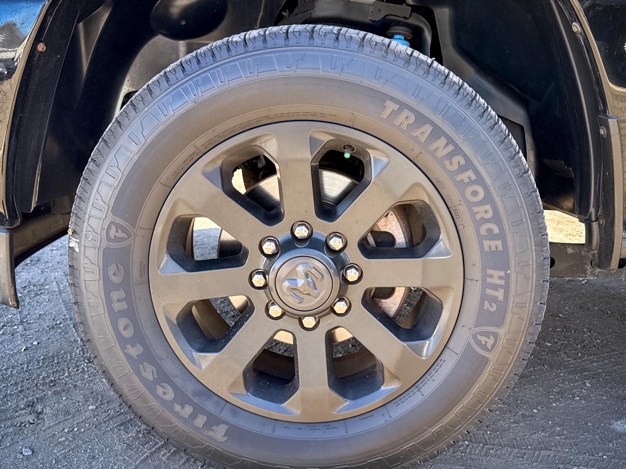 RAM 2500 Big Horn 4x4 Crew Cab 6'4" Box 2020