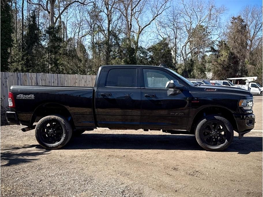 RAM 2500 Big Horn 4x4 Crew Cab 6'4" Box 2020