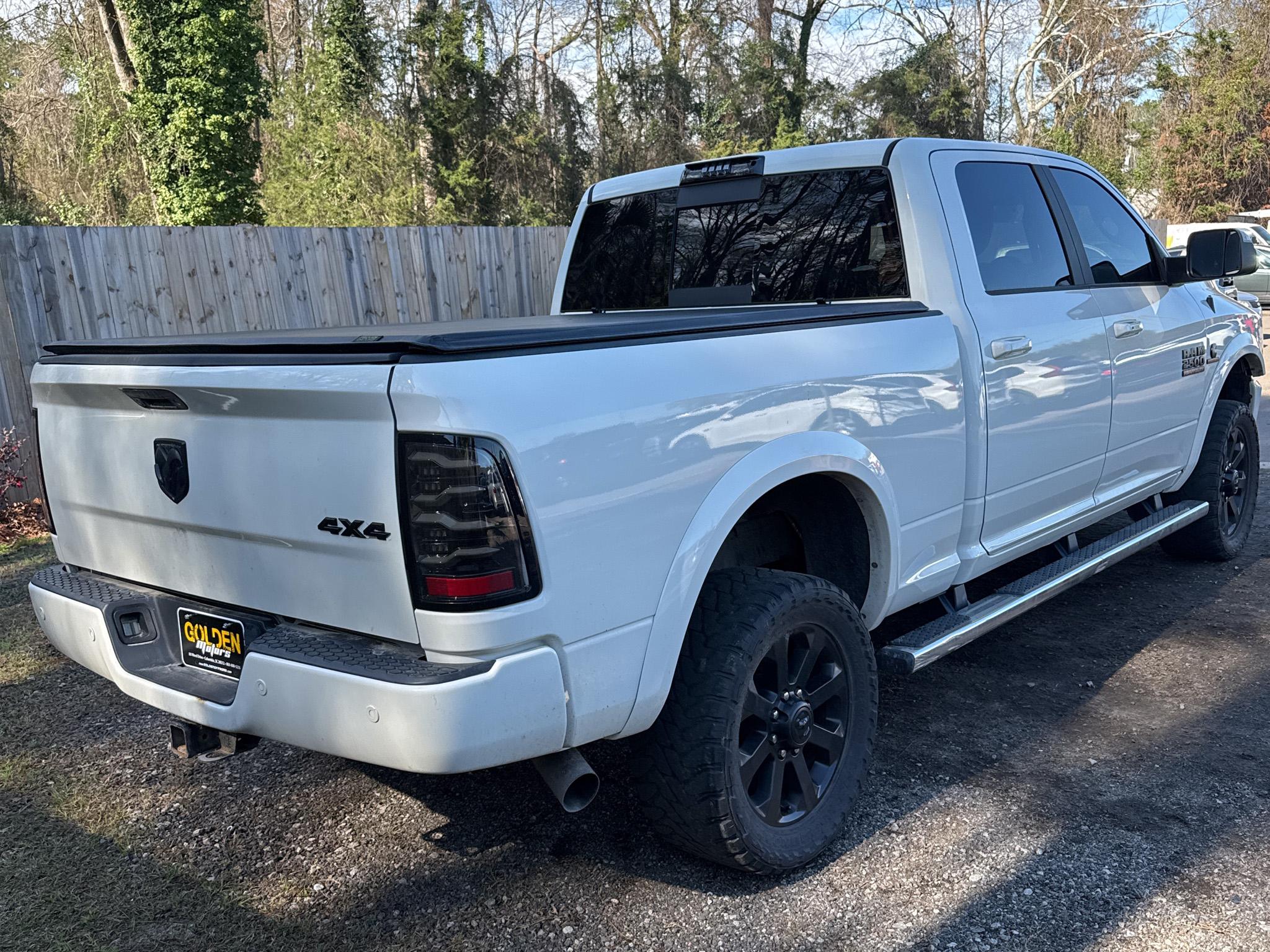 RAM 2500 Laramie 4x4 Crew Cab 6'4" Box 2018
