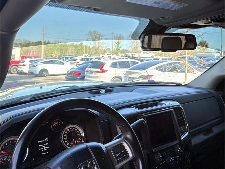 RAM 2500 Laramie 4x4 Crew Cab 6'4" Box 2018