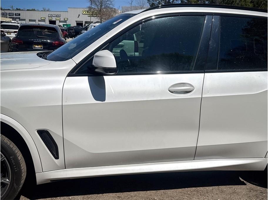 BMW X5 xDrive40i Sports Activity Vehicle 2019