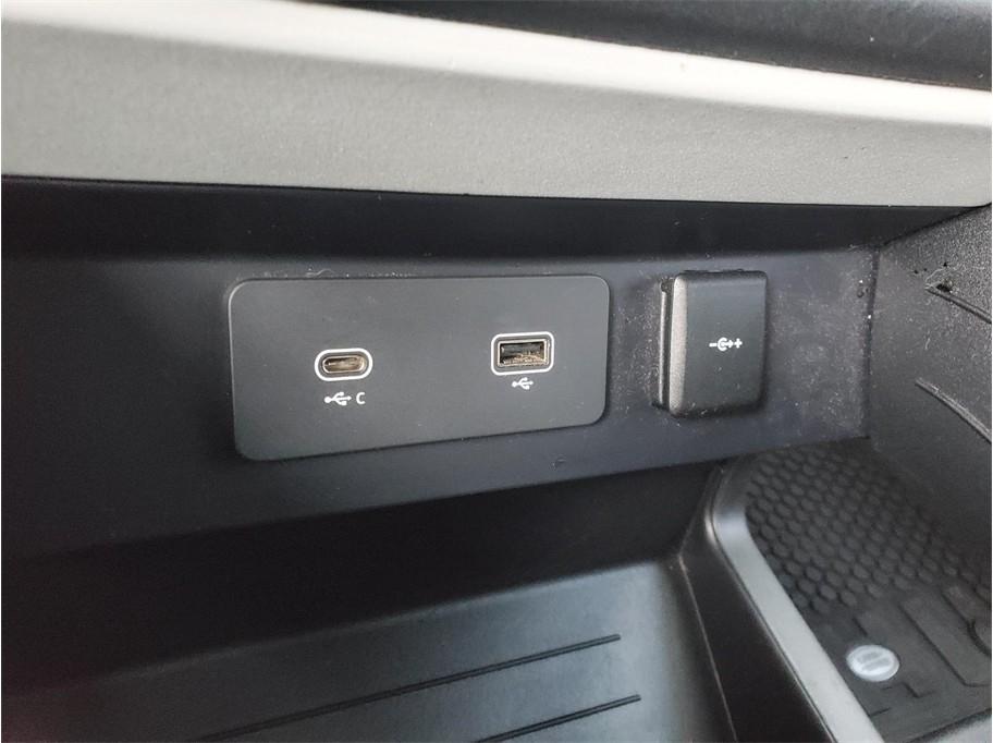 Land Rover Defender 110 SE AWD 2020