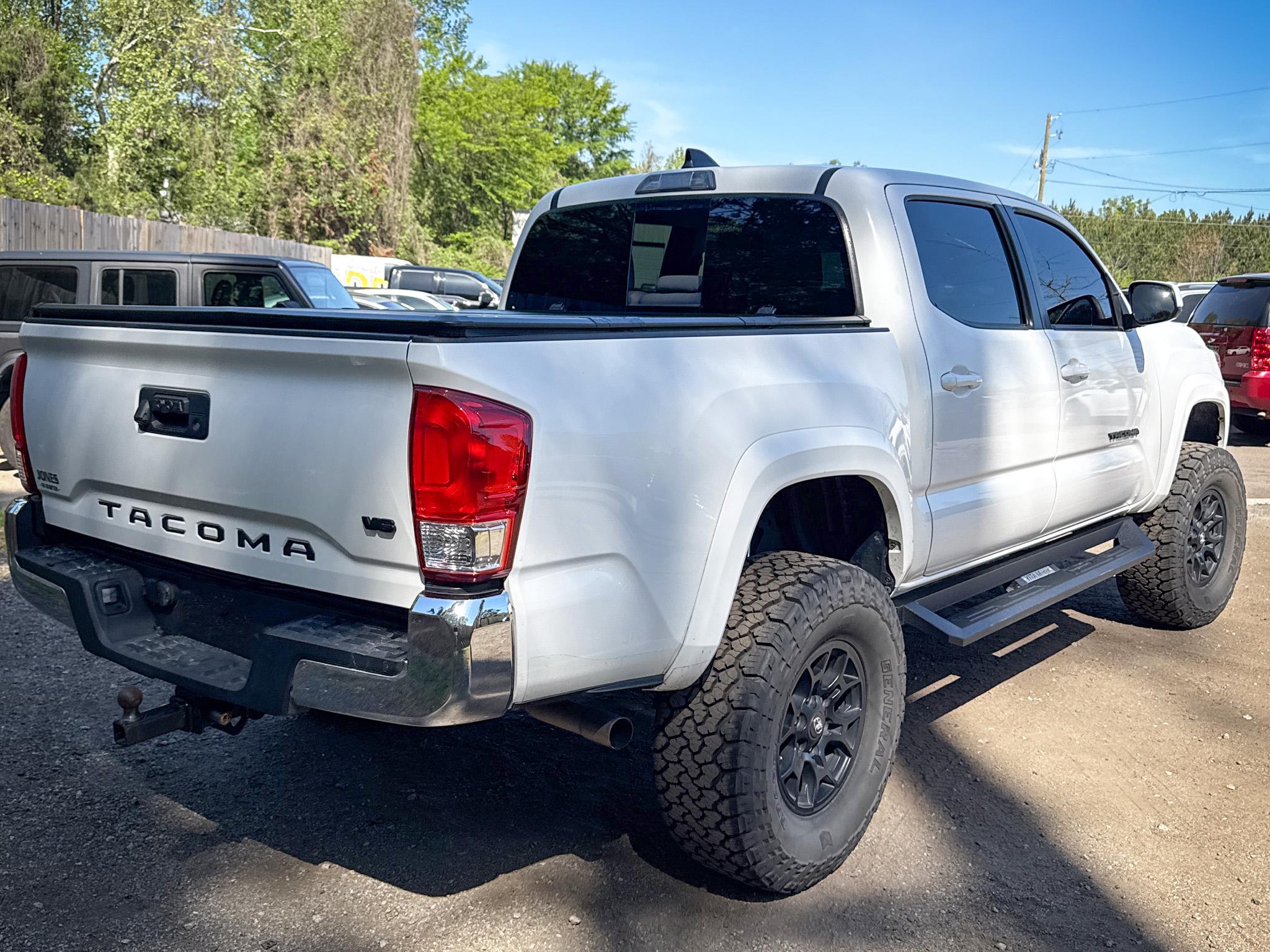 Toyota Tacoma 2WD  2021